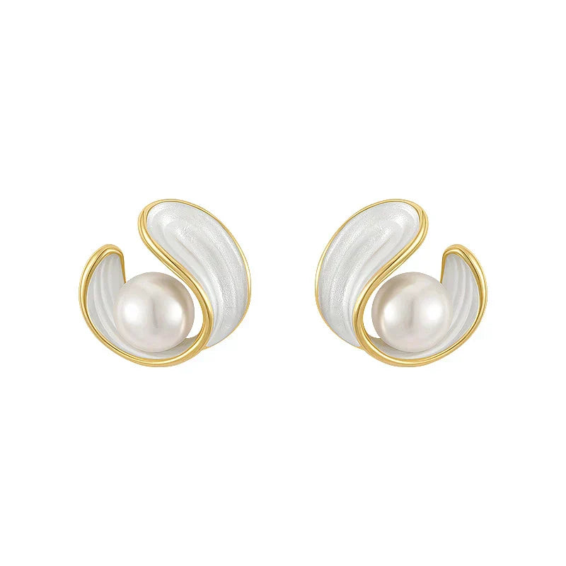 Boucles d'oreilles de luxe en or avec opale blanche et perle