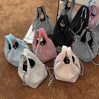 Lorelie | Mini sac glamour orné de strass et d'une bandoulière à maillons