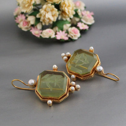 Boucles d'oreilles vintage vertes avec perles