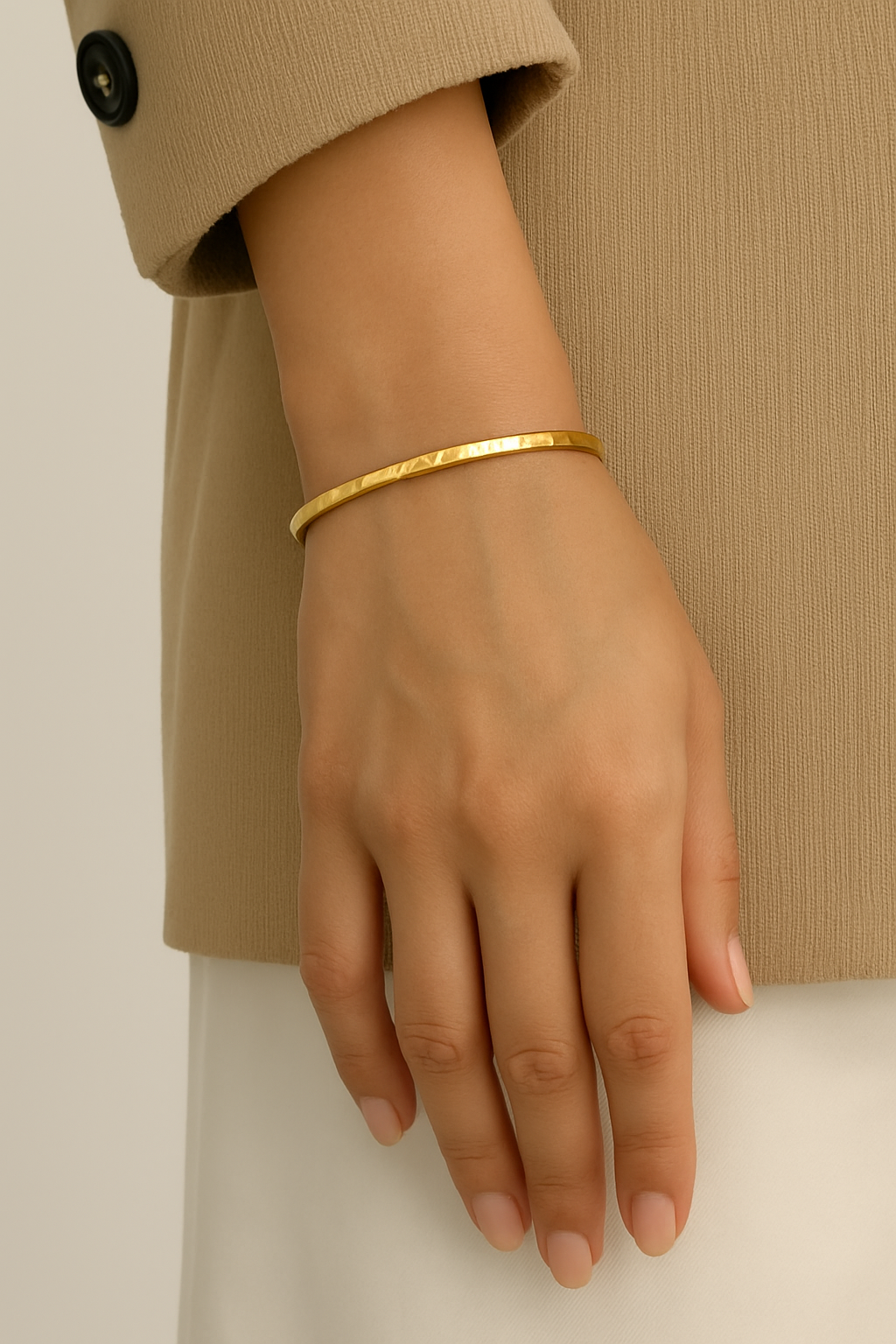 Margrit | Bracelet bracelet martelé minimaliste