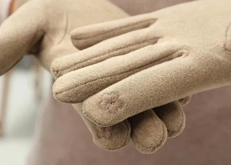 Gants chauds et élégants pour femmes avec chaînette