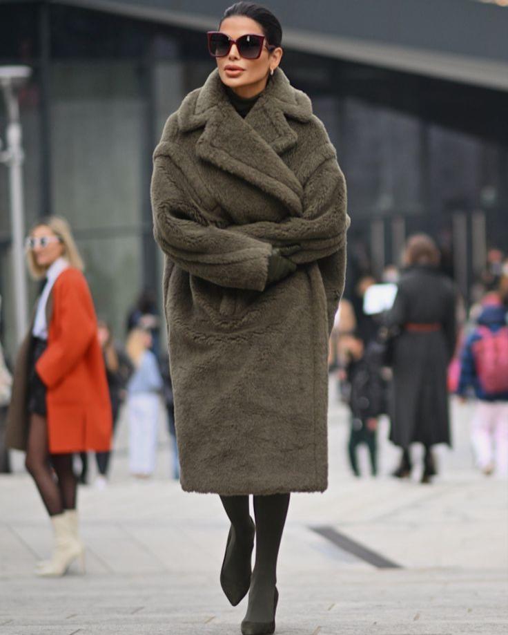 Zachte oversized dames winterjas met lange teddy pasvorm