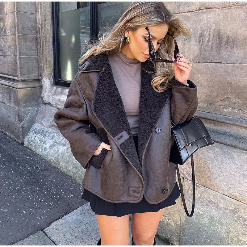 Bruin Oversized Dames Winterjas met Teddy Voering