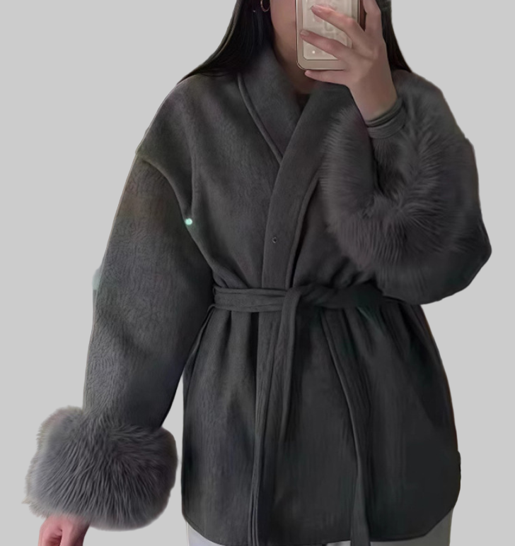 Luxe Dames Wolmix Jas met Ceintuur en Faux Fur Mouwen