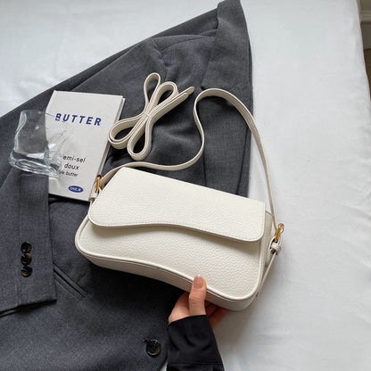 Sac à bandoulière de luxe pour femme en cuir végan de qualité supérieure avec fermeture à rabat 