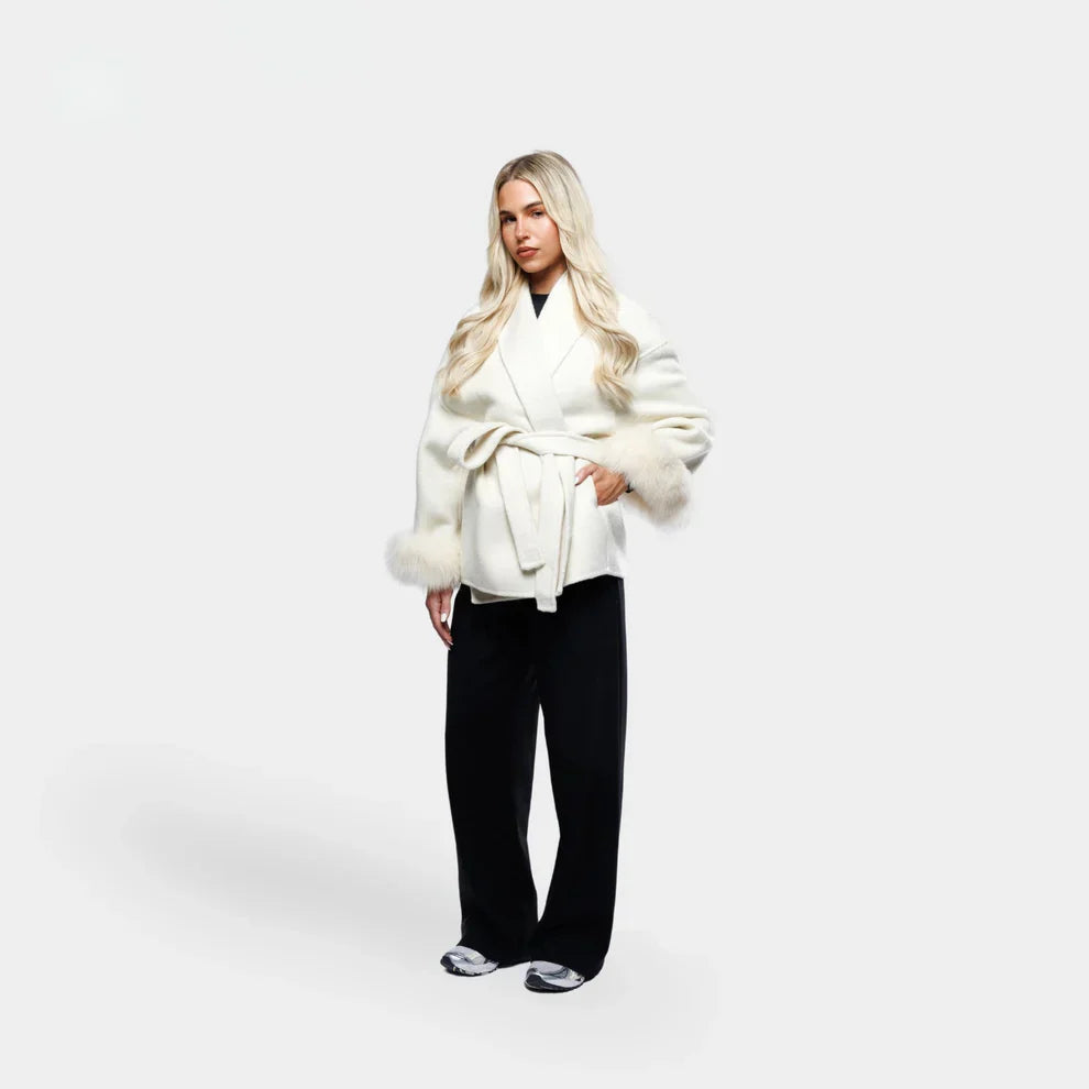 Luxe Dames Wolmix Jas met Ceintuur en Faux Fur Mouwen