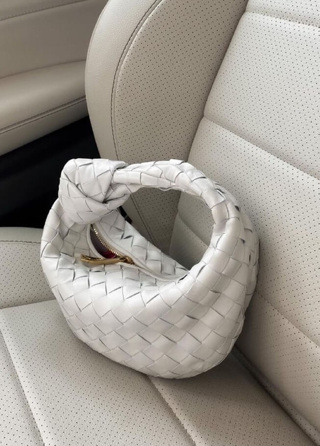 Sac à bandoulière de luxe pour femme avec détails tressés