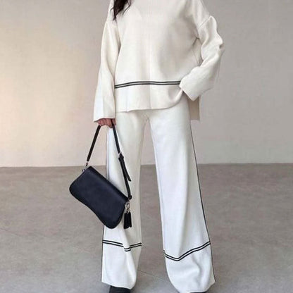 Gebreide damesloungeset met micro-uitlopende broek