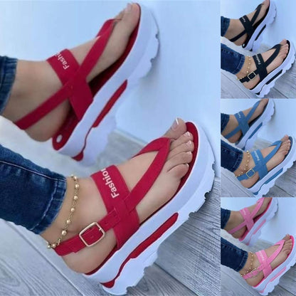 Teenslippers met dikke zool voor dames