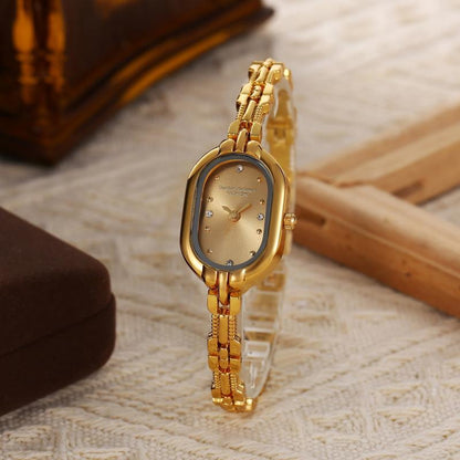 Montre-bracelet ovale vintage pour femme