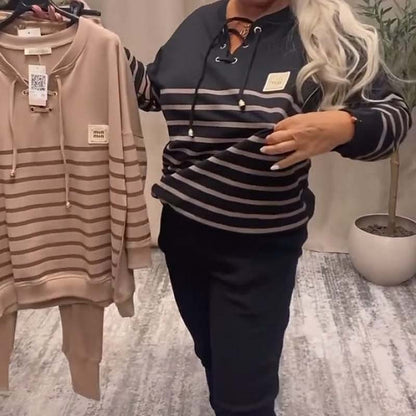 ✨ Chic & Comfortabel – Gestreepte Tweedelige Lounge Set voor Elke Dag 💃