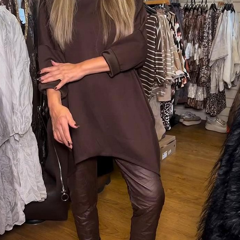 🔥 Tijdelijke Aanbieding – Stijlvolle Tweedelige Set: Losse Top & Effen Broek