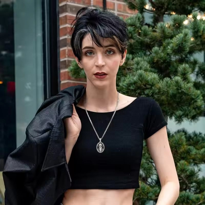 Collier rétro ovale déesse